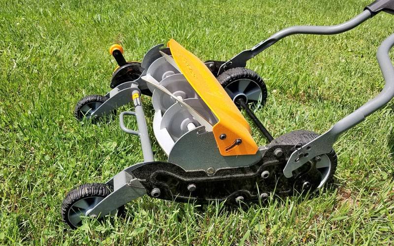 Best Budget Lawn Mowers in 2025: Top Picks for Every Yard || luxurylivingspot.com